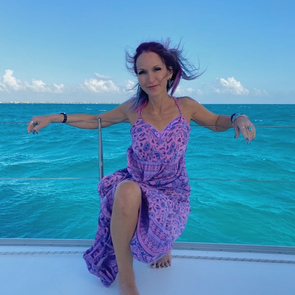 HUGE Spell closet clean out coming!! - Picture 16 of 17